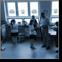 (1/10): 329d28b3-5451-41eb-96bf-0914df0cd1a9.jpg